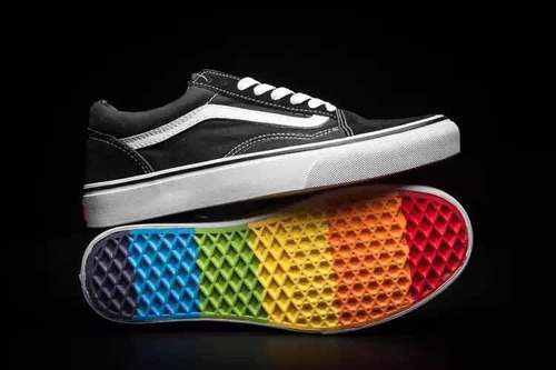 Letra da música leitor Grande quantidade vans arco iris na sola - tatosbotao.com