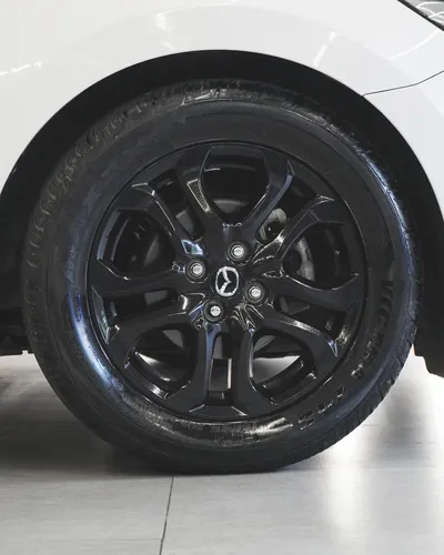 Mazda 2 GRAND TOURING BLINDADO 2+