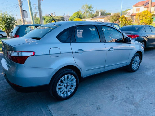 Fiat Grand Siena 1.6 Essence 2013