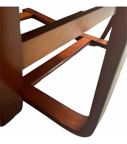 Sillon Poltrona Volgar Walnut + Apoya Pies Outlet