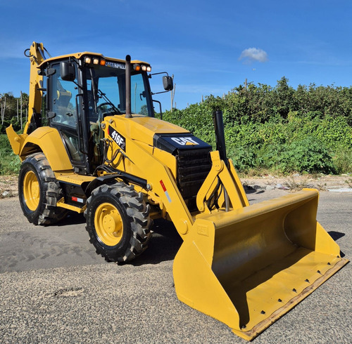 Retroescavadeira Caterpillar 416f2 Ano 2019 Com Dívida