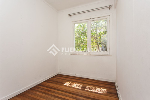 Hermosa Casa En Venta De 4 Dorm 3 Baños. En Ñuñoa.