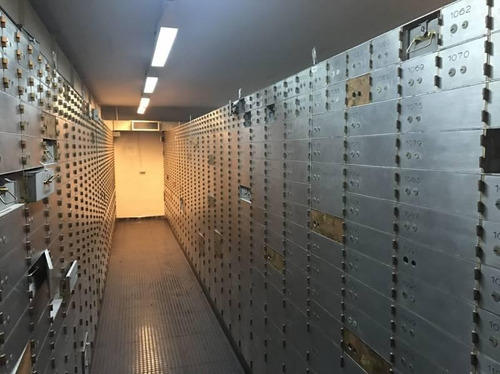 Imagen 6 de 30 de Edificio De Retail Y Oficinas Con 700 Puestos De Trabajo Oportunidad Única!