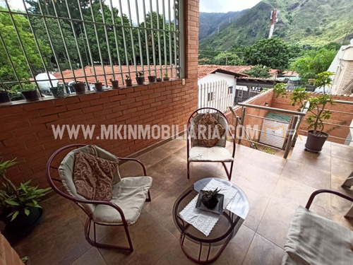 Imagen 17 de 18 de Mk Inmobiliaria Vende Exclusivo Townhouse Ubicado Av Principal El Castaño, Conjunto Privado / 04128517764