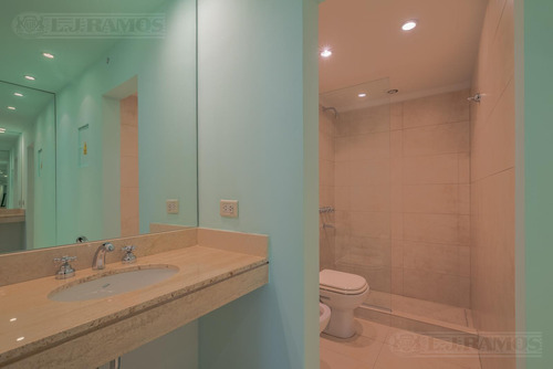 Alquiler De Oficina De 260 M2 En San Isidro