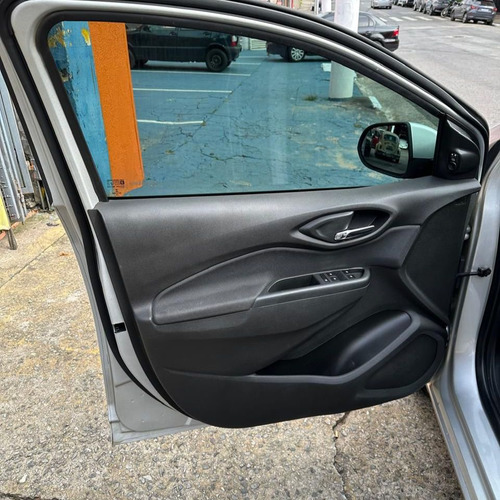 Chevrolet Onix ONIX HATCH LTZ 1.4 8V FLEXPOWER 5P AUT.
