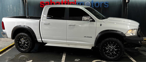 Imagen 2 de 15 de Dodge Ram 1500 Laramie 5.7 V8 395hp 2020