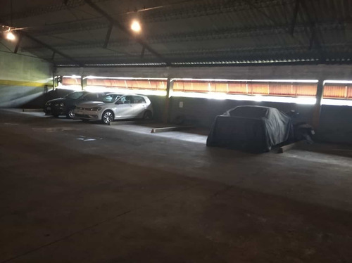 Venta Garage Centro Galeria Litoral