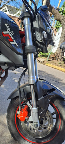 Vendo Benelli Tnt 135 + Accesorios Completa
