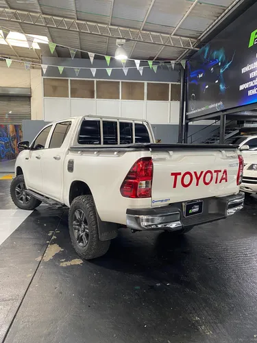Toyota Hilux Revo 2.7
