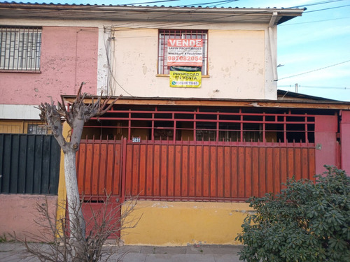 Casa Con Estacionamiento En Comuna Pedro Aguirre Cerda