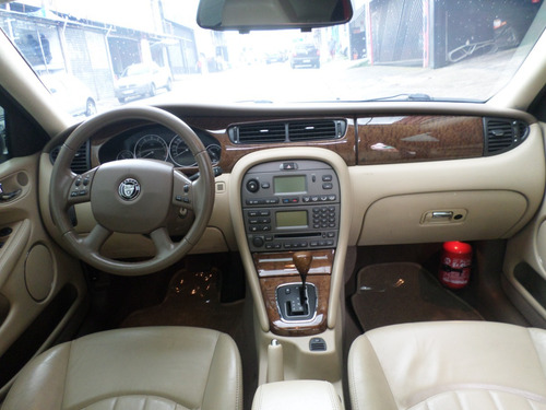 Jaguar S-Type 2.5