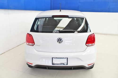 Imagen 5 de 14 de Volkswagen Polo Comfortline Plus Aut 2021