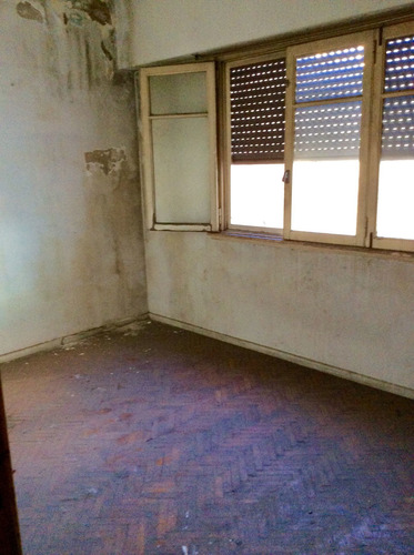 Imagen 13 de 30 de Ph 5 Amb. A Reciclar - Pompeya - Dueño Financia