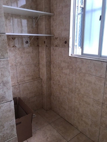 Imagem 11 de 26 de Apartamento Padrão Para Venda No Bairro Santa Terezinha, 2 Dorm, 1 Vagas, 55 M² - 5583