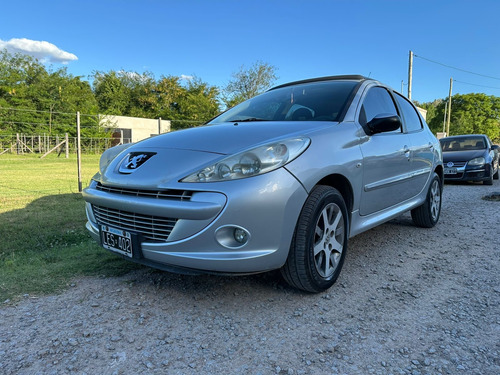 Peugeot 207 1.4 Quiksilver 75cv