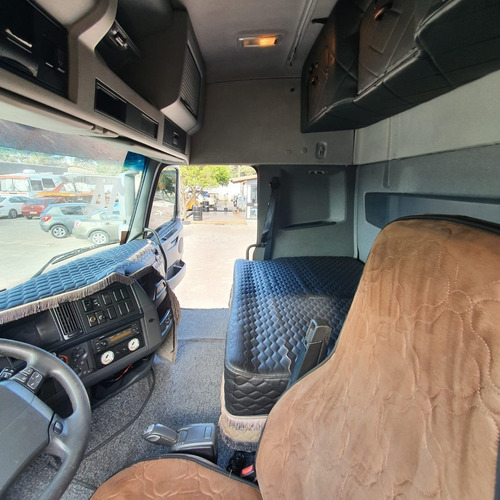 Imagem 16 de 25 de Caminhão Fh 460 Volvo 460 Cavalo 6x4 Traçado 2014 T. Alto