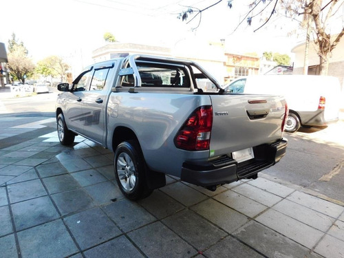Toyota Hilux Dc 2.4 Tdi 4x2