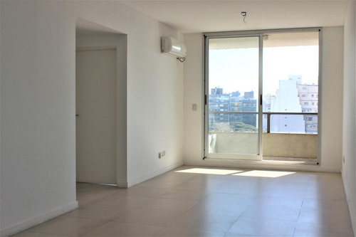 Imagen 5 de 30 de Departamento Con Cochera. Muy Luminoso Y Amenities