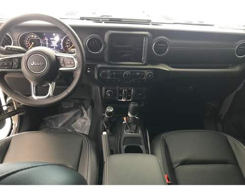 Imagen 20 de 25 de Jeep Gladiator 4x4 H