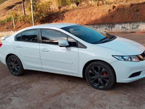Imagem 14 de 15 de Honda Civic 2014 2.0 Lxr Flex Aut. 4p