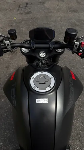 Ducati Monster 937
