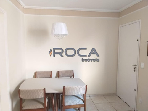 Venda De Apartamentos / Padrão Na Cidade De São Carlos 24761