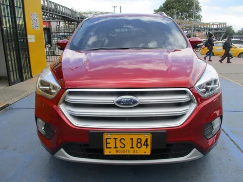 Ford Escape Titanium 4x4 2000cc At Aa