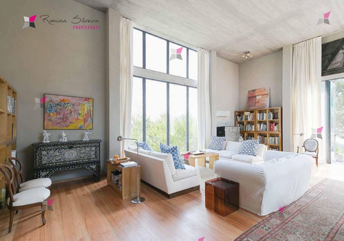 Hermosa Casa Con Enorme Parque - Ref: 8428