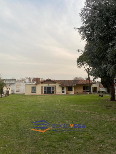 Quinta En Venta En Merlo Sur