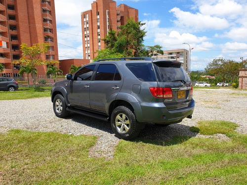 Toyota Fortuner 2009 3.0 Sr5