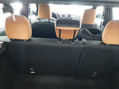 Renault Sandero Stepway 1.6 16v Zen (ba)