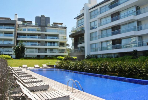 Apartamento En Venta 2 Dormitorios- Playa Brava (ref: Atm-2315)