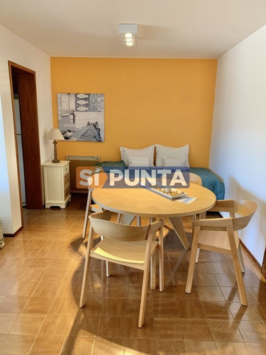 Imagen 14 de 29 de Venta De Apartamento De 1 Dormitorio En Brava Punta Del Este