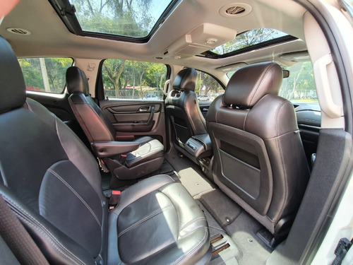 Imagen 10 de 15 de Traverse 2014 Lt Qc Gps Piel Factura De Agencia Impecable!!