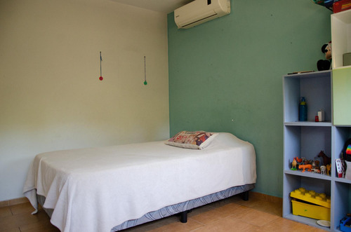 Venta De Casa En Barrio Cerrado El Resuello, Moreno