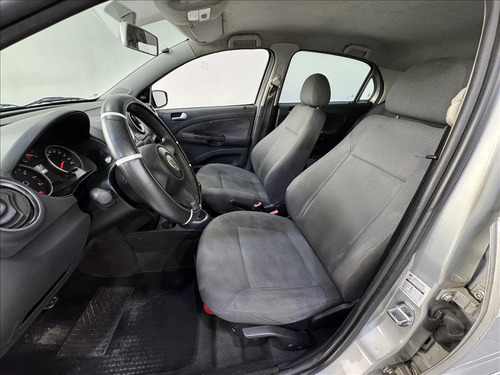Volkswagen Gol 1.0 MI 8V FLEX 4P MANUAL G.IV