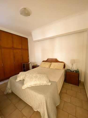 Imagen 6 de 14 de Departamento Tipo Casa En Venta En Lanus Este