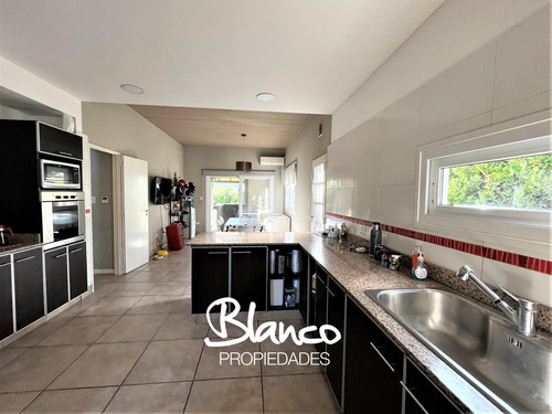 Casa En Venta En Pilar Del Este, Barrio San Alfonso, Pilar, G.b.a. Zona Norte