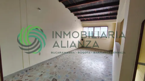 Apartamento En Arriendo En Comuneros. Cod A14169