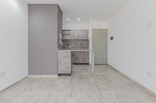 Imagen 3 de 30 de Departamento En Venta 2 Ambientes Con Cochera - Lomas De Zamora