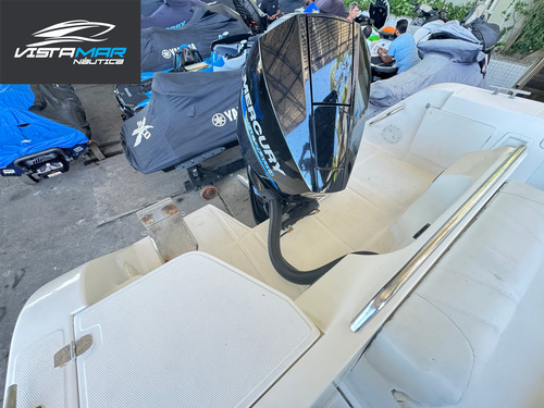 Lancha Wellcraft 26 Pés Com Motor Mercury 200hp 4t 2024