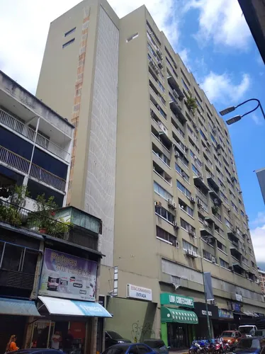 Se Alquila Ofina 58m2 Chacao