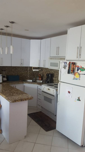 Imagen 5 de 11 de Apartamento En Alquiler Vacavional En Cimarron Suite, Playa Parguito