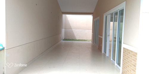 Imagem 9 de 14 de Casa Duplex À Venda Com 186 Metros Na Lagoa Redonda