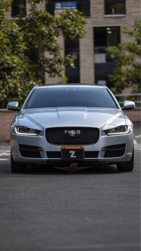 Jaguar Xe Prestige 2.0t
