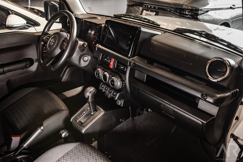 Suzuki Jimny 1.5 Glx At