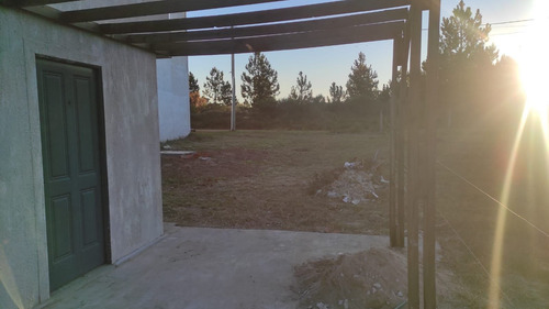 Venta Casa 2 Dormitorios Concordia Barrio Golf