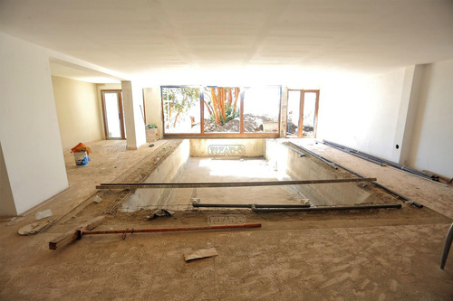 Departamento En Venta Ubicado En Centro De Bariloche, Bariloche