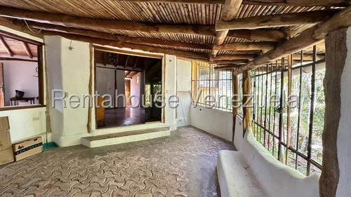Casa En Venta, El Hatillo #25-10372